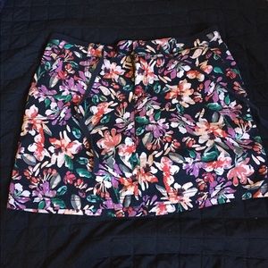 Flower patterned skirt